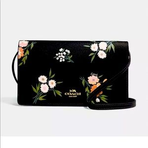NWT COACH HAYDEN CROSSBODY CLUTCH TO DAISY PRINT